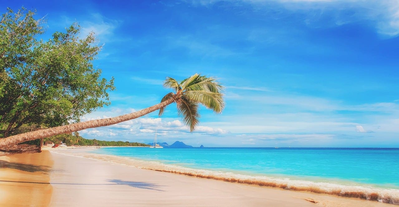 7 Best Ritz-Carlton Hotels & Resorts in the Caribbean