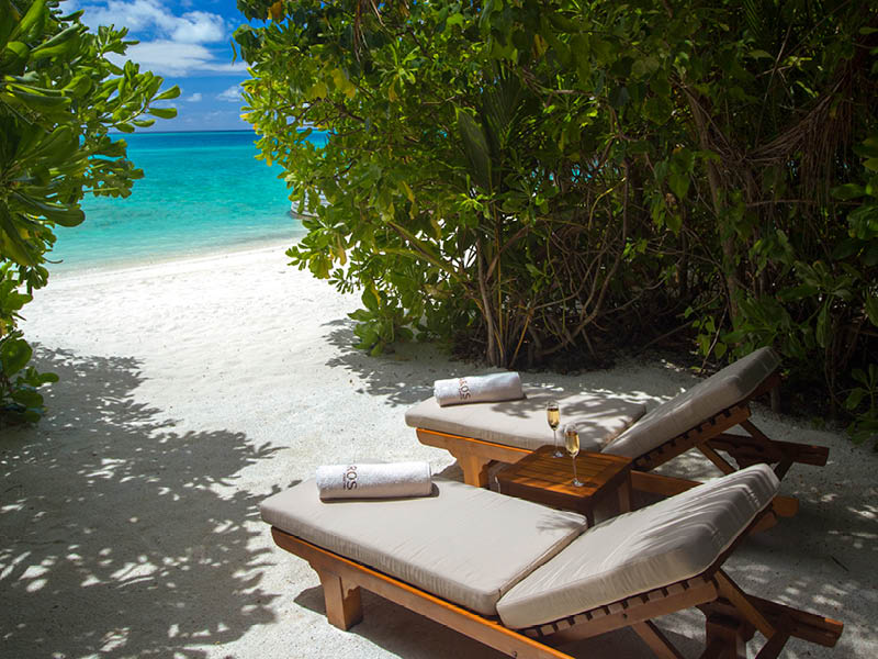 Classic Maldives luxury retreat unveils stunning new villas - 3
