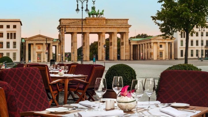 10 av Berlins bedste hoteller - Hotel Adlon Kempinski – Ikonisk luksus ved Brandenburger Tor