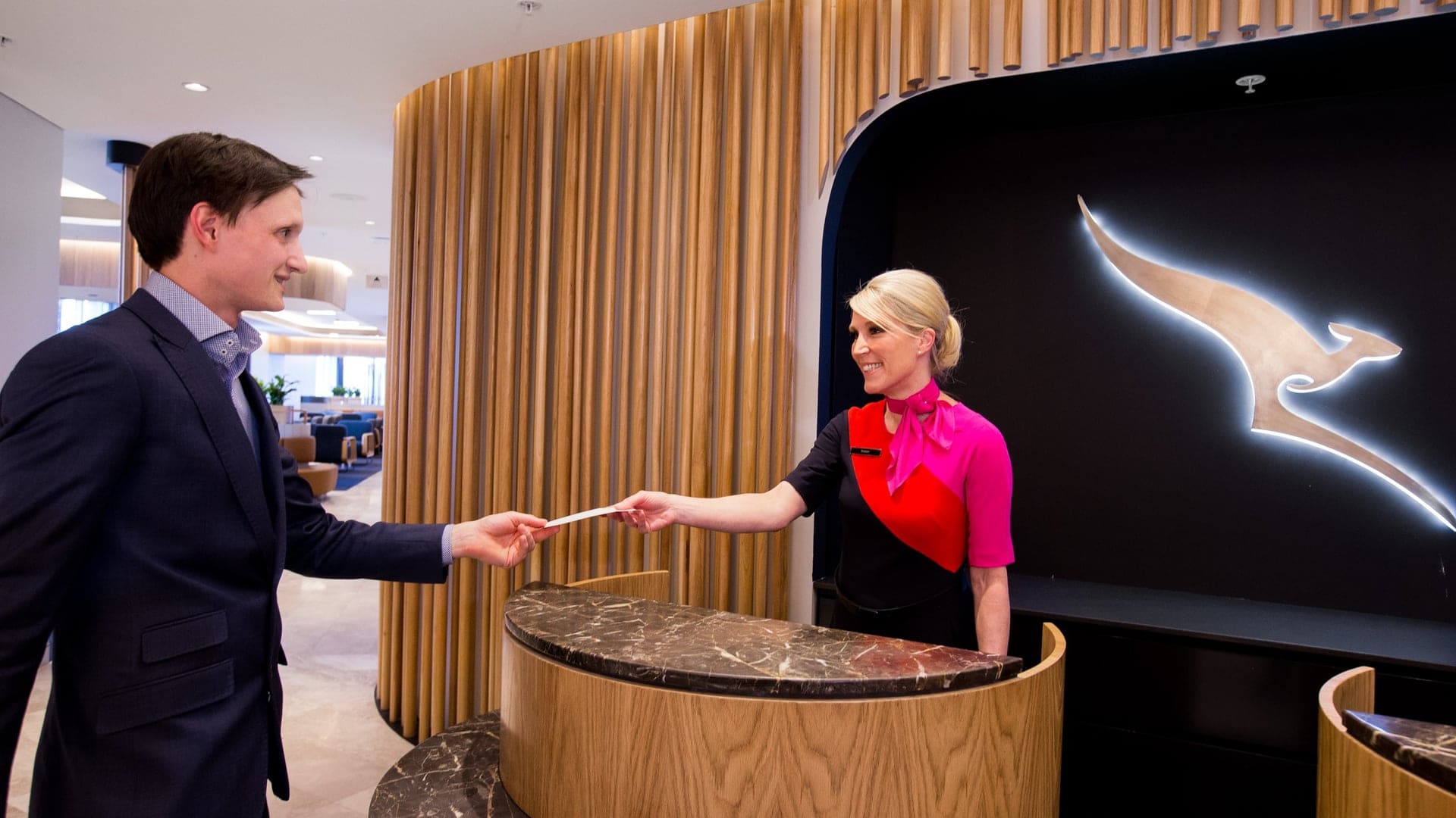 Airline review Airport experience - Qantas - 0