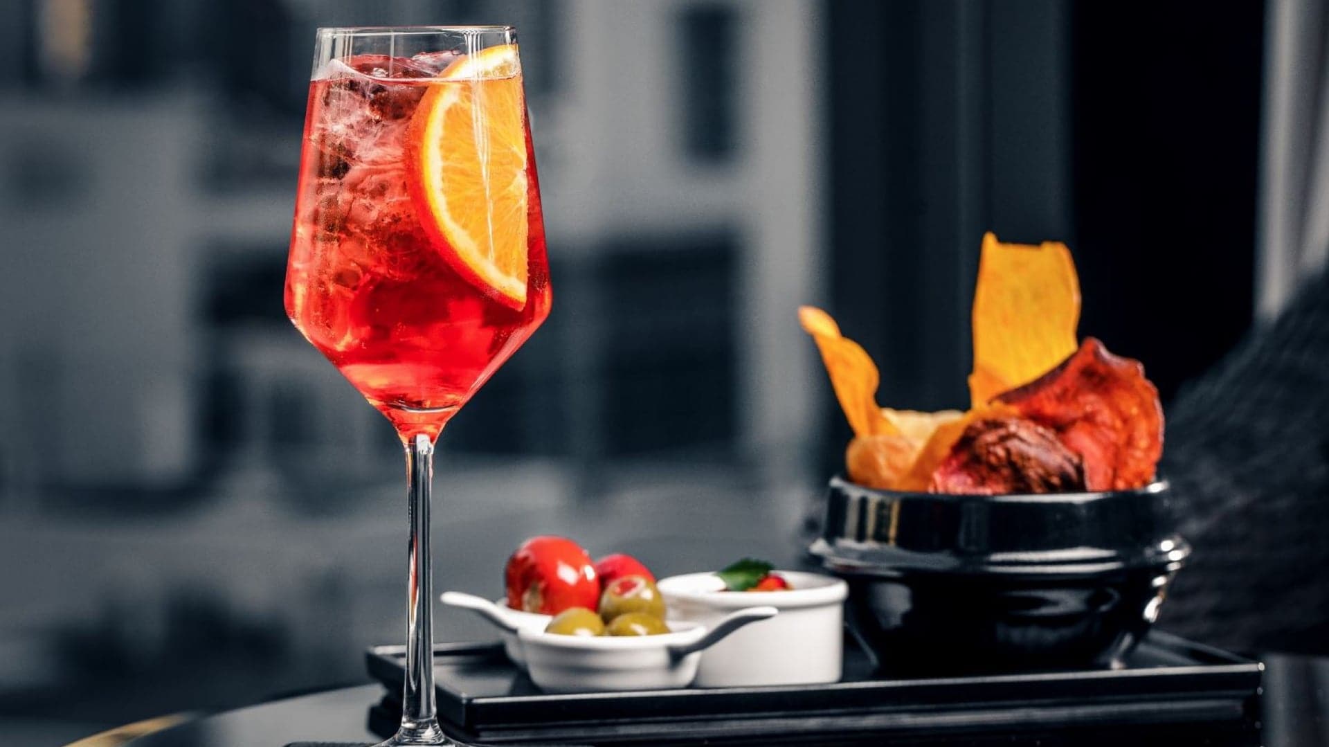 cocktails at Luna 