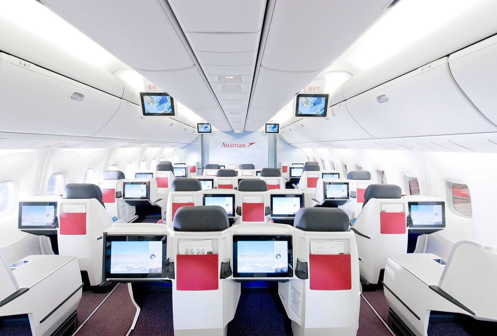 Alla Austrian Airlines långdistansflygplan har nu ny kabin ombord
