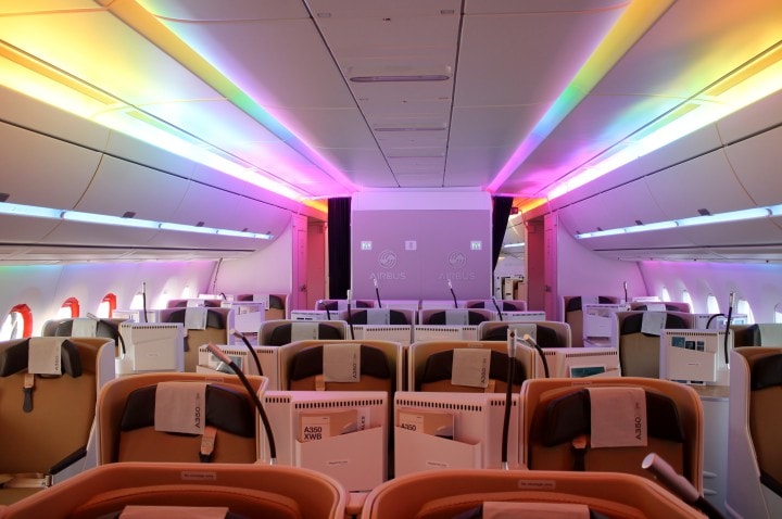 Bli med inn i verdens nyeste passasjerfly Airbus A350 - Kabinbelysning - 1