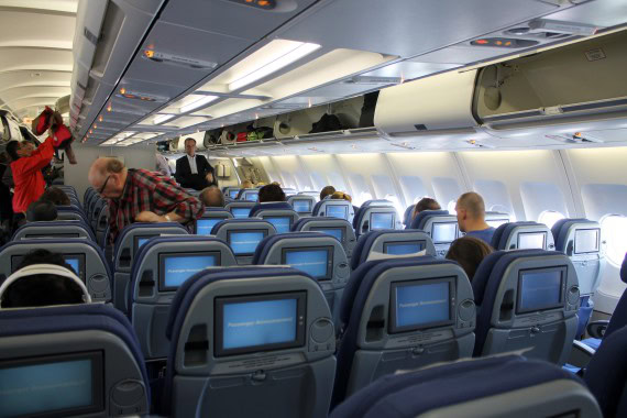 En test av SAS nye Airbus A340 - med fully flat seter i business class - Economy Class (SAS GO) - 1