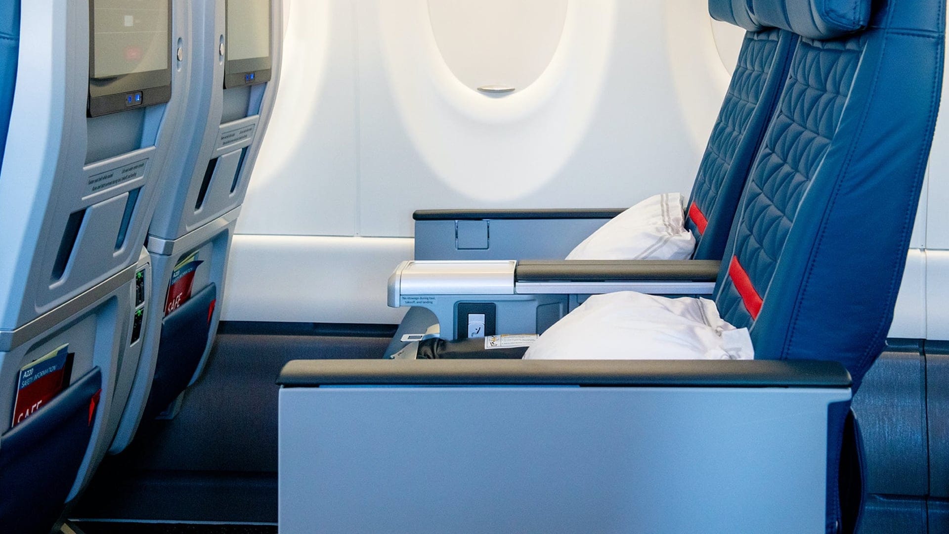 Airlines Articles - Domestic Premium Cabins in the USA - The Businessclass Guide