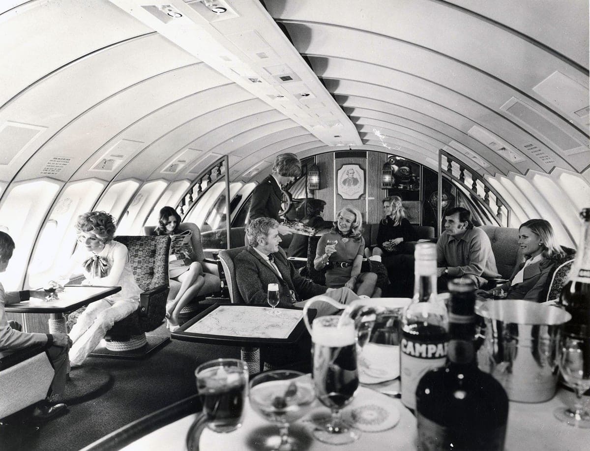 The history of flights from the UK to Australia - 11