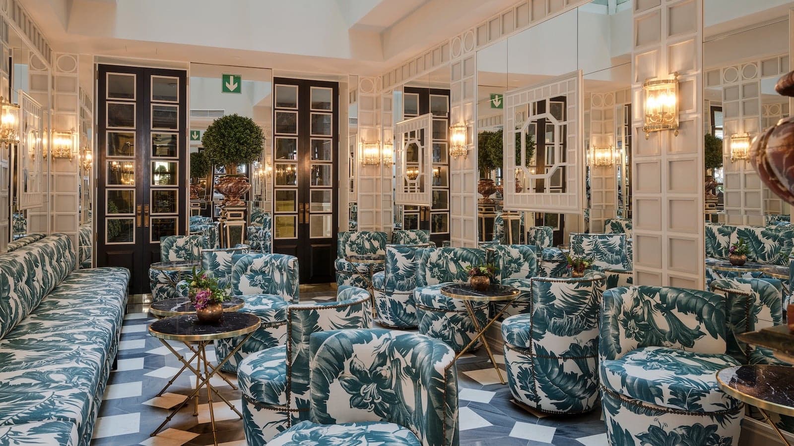 Lounge and coffe break place at The Heritage Relais & ChâteauxHeritage Madrid Hotel