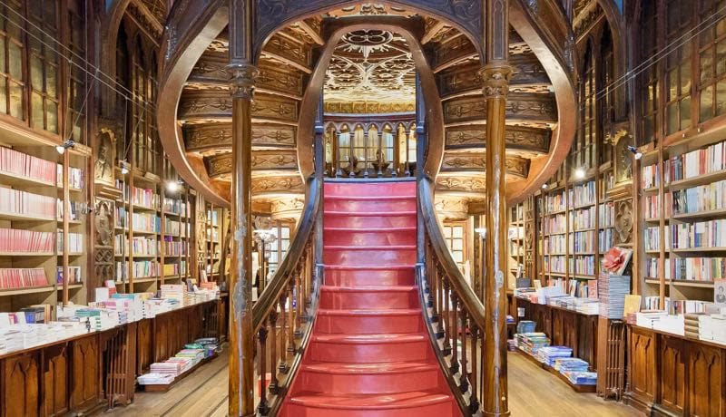Besök några av de vackraste biblioteken i världen