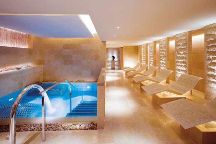 Experience Naam yoga at The Landmark Mandarin Oriental, Hong Kong