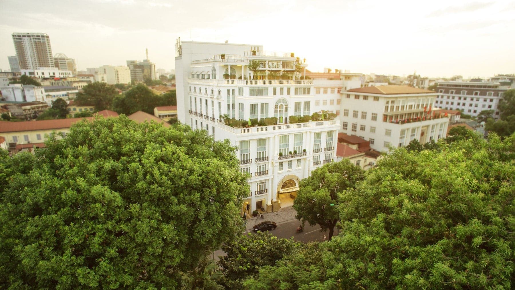 Apricot Hotel