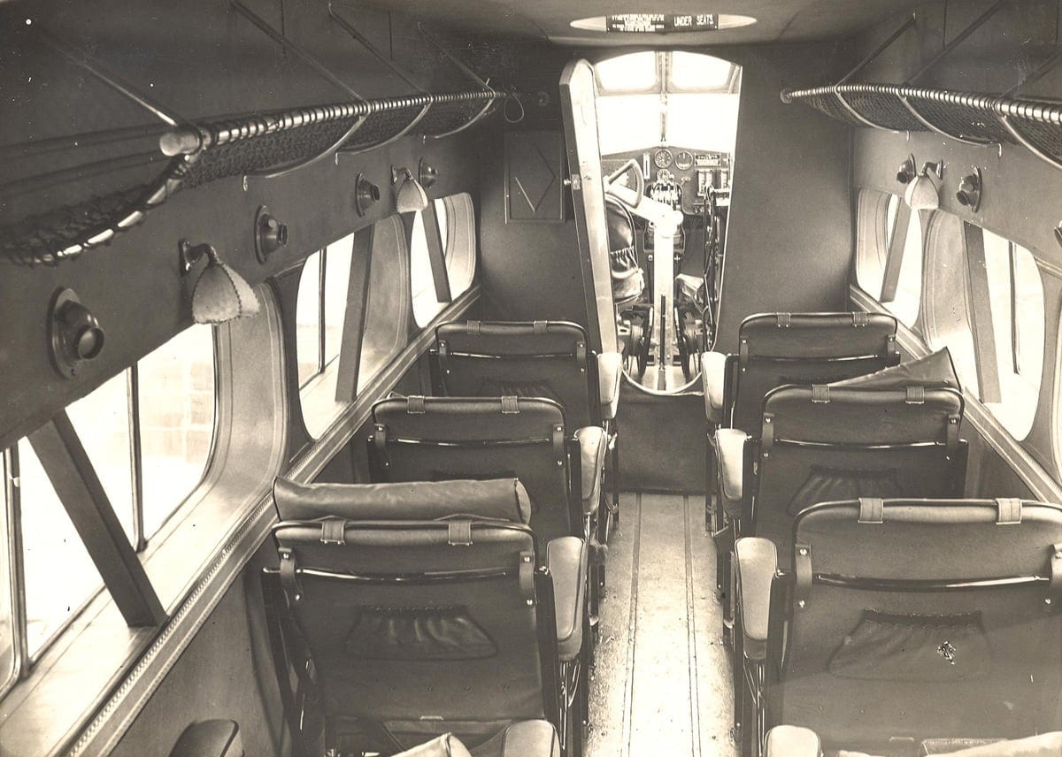 The history of flights from the UK to Australia - 2