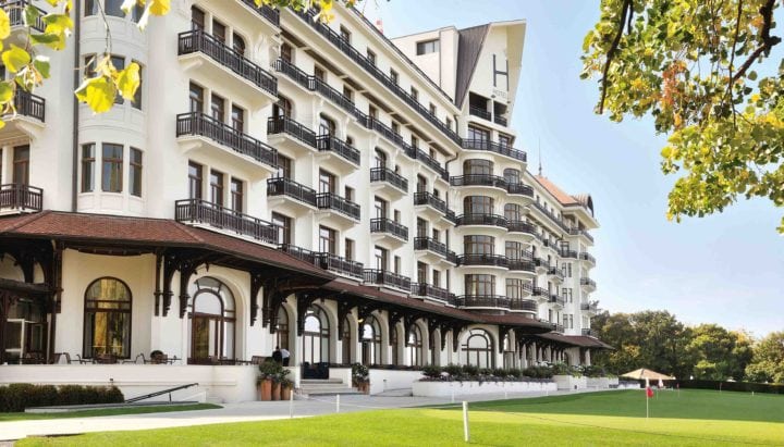 Visit a French "Palace" this winter - 1