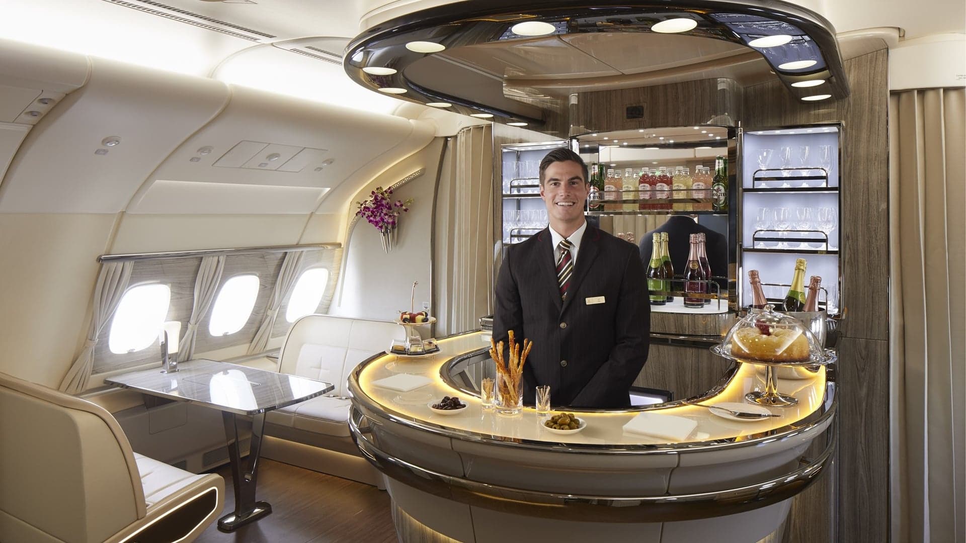 Airline review Service - Emirates - 2