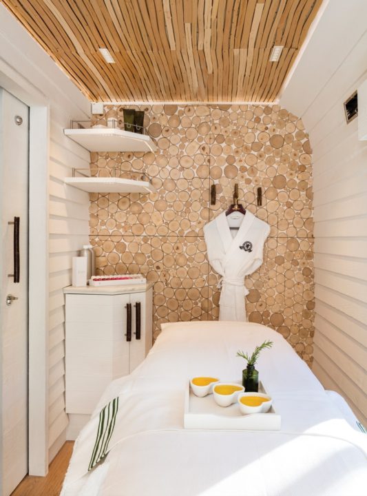 The Belmond Royal Scotsman challenges hotels with spa onboard luxury train - 1