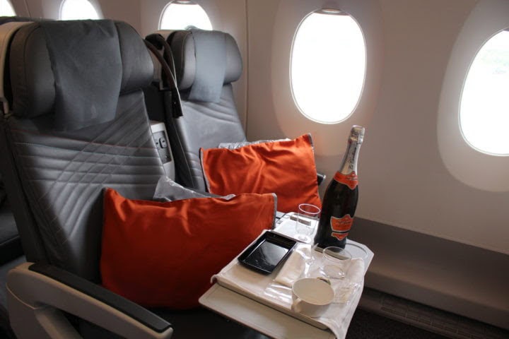 Stockholm to Singapore in Premium Economy with Singapore Airlines - 1