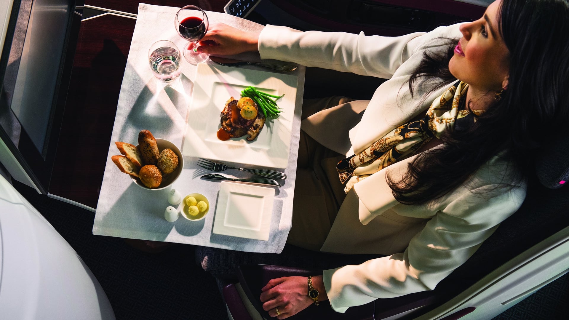 Airlines Offers - Qatar Airways Business Class Offers **EXPIRED**