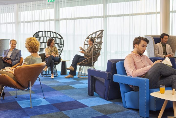KLM opens new non-Schengen crown lounge - 3
