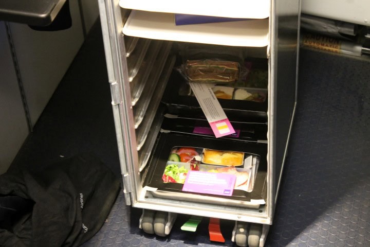 SAS Stockholm-Zürich-Stockholm med praktik som kabinpersonal - hur är det egentligen att arbeta ombord? - Zürich-Stockholm - 4