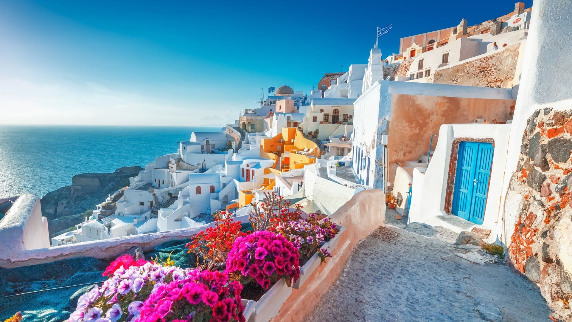Santorini Travel Guide