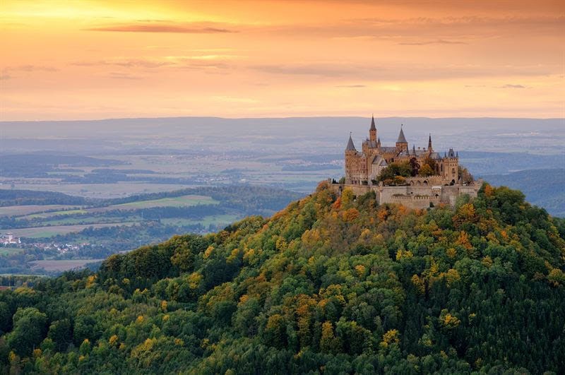 Idag invigs SAS nya direktlinje från Stockholm till Stuttgart och helårslinjen till München