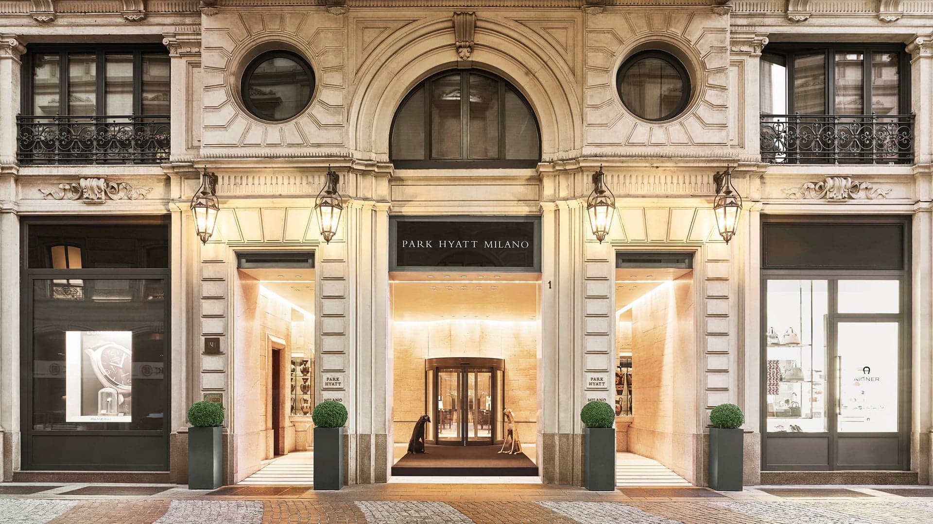 Hotels Toplists - 10 Best Luxury Hotels in Milan