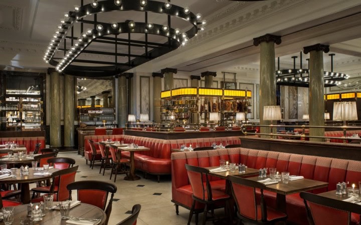 Bar opens with London's largest gin selection