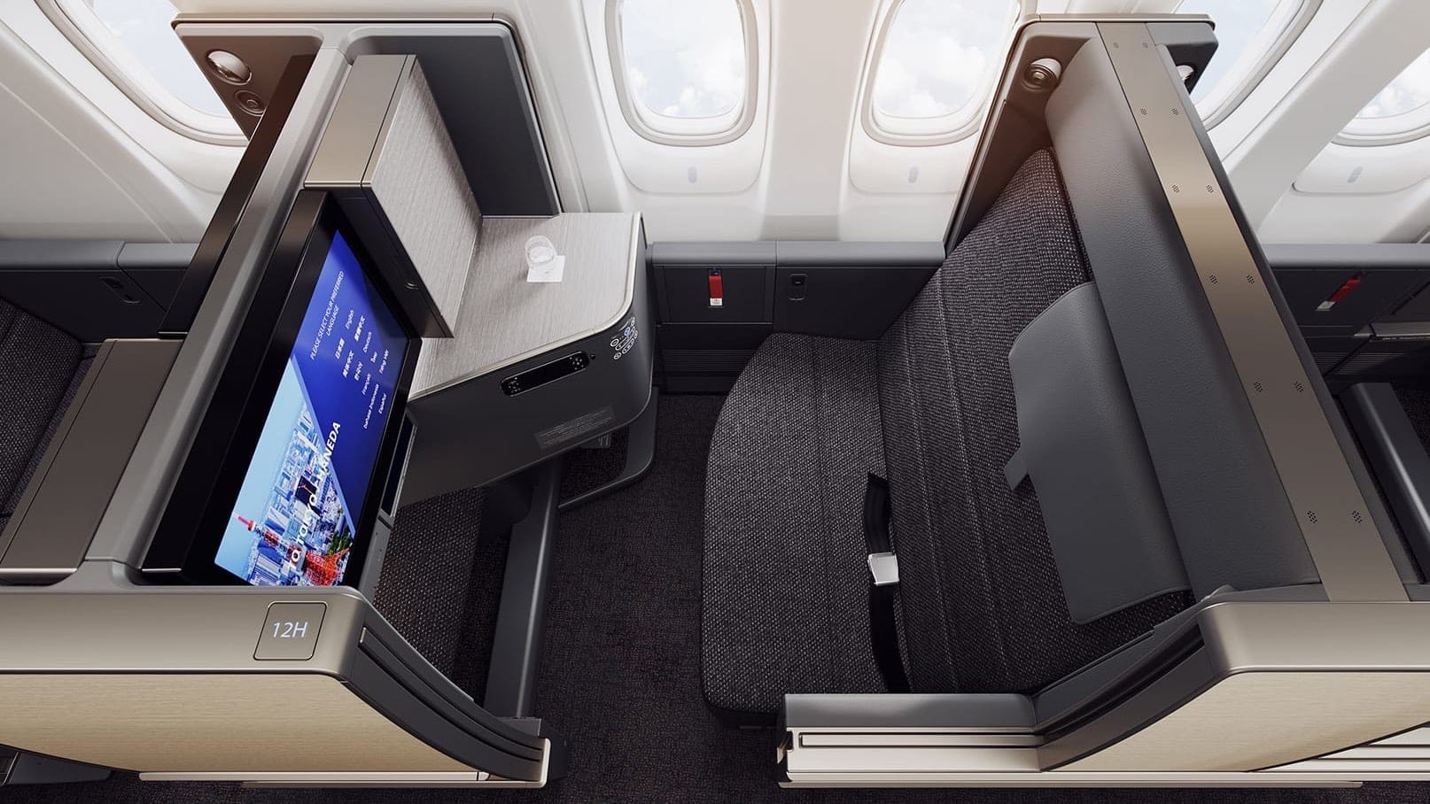 Airline review Cabin & Seat - ANA - 0