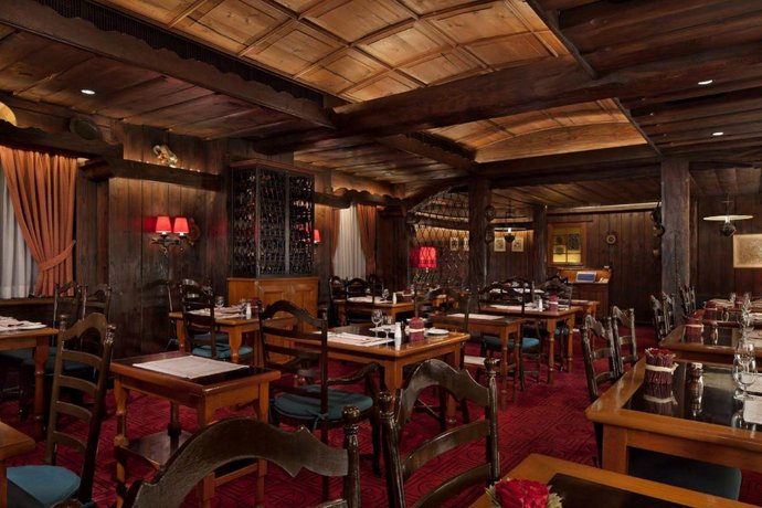 Hotel review About' - The Peninsula Hong Kong - 6