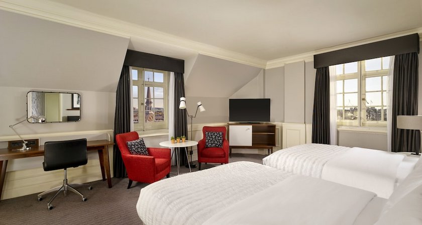 Verified hotel review - The Dilly - 32