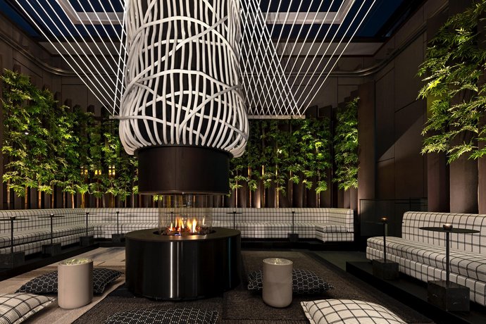 Verified hotel review - The Londoner - 37