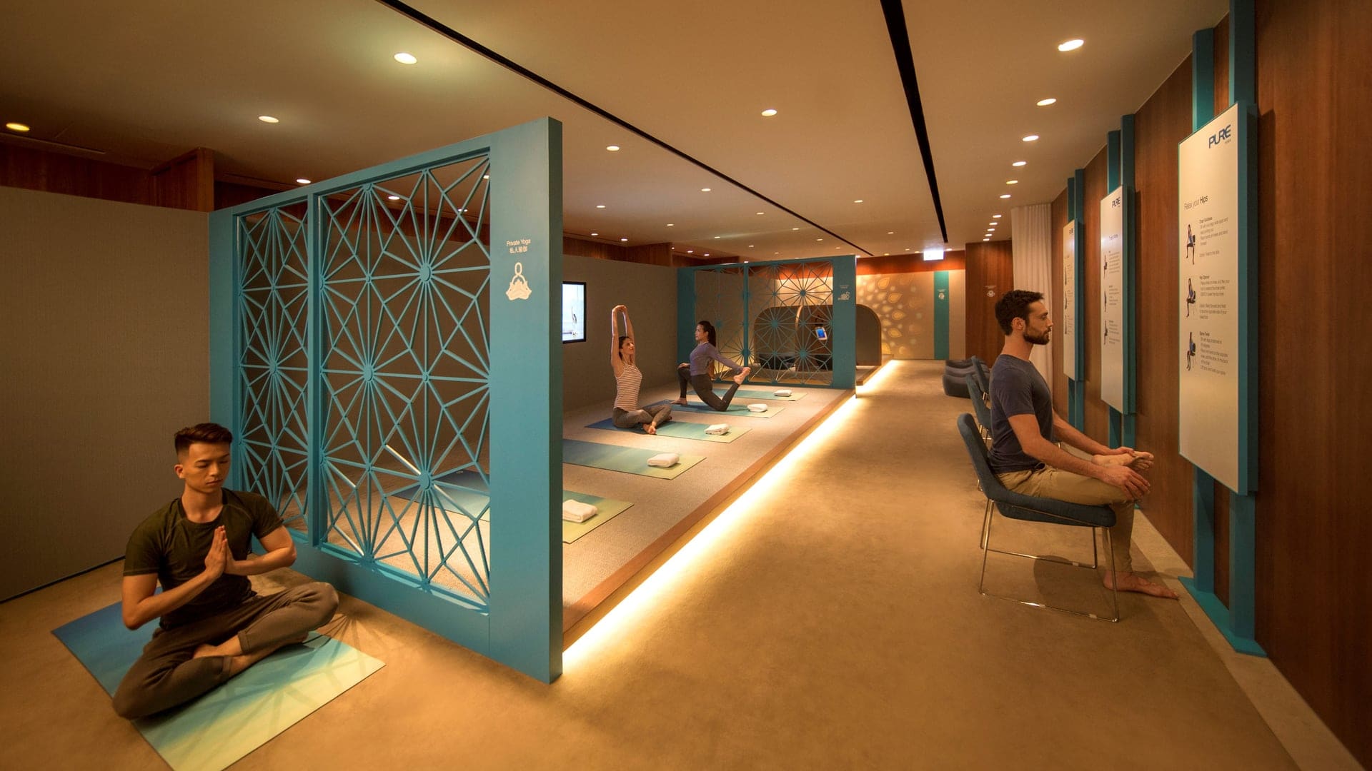 Airline review Airport experience - Cathay Pacific - 11