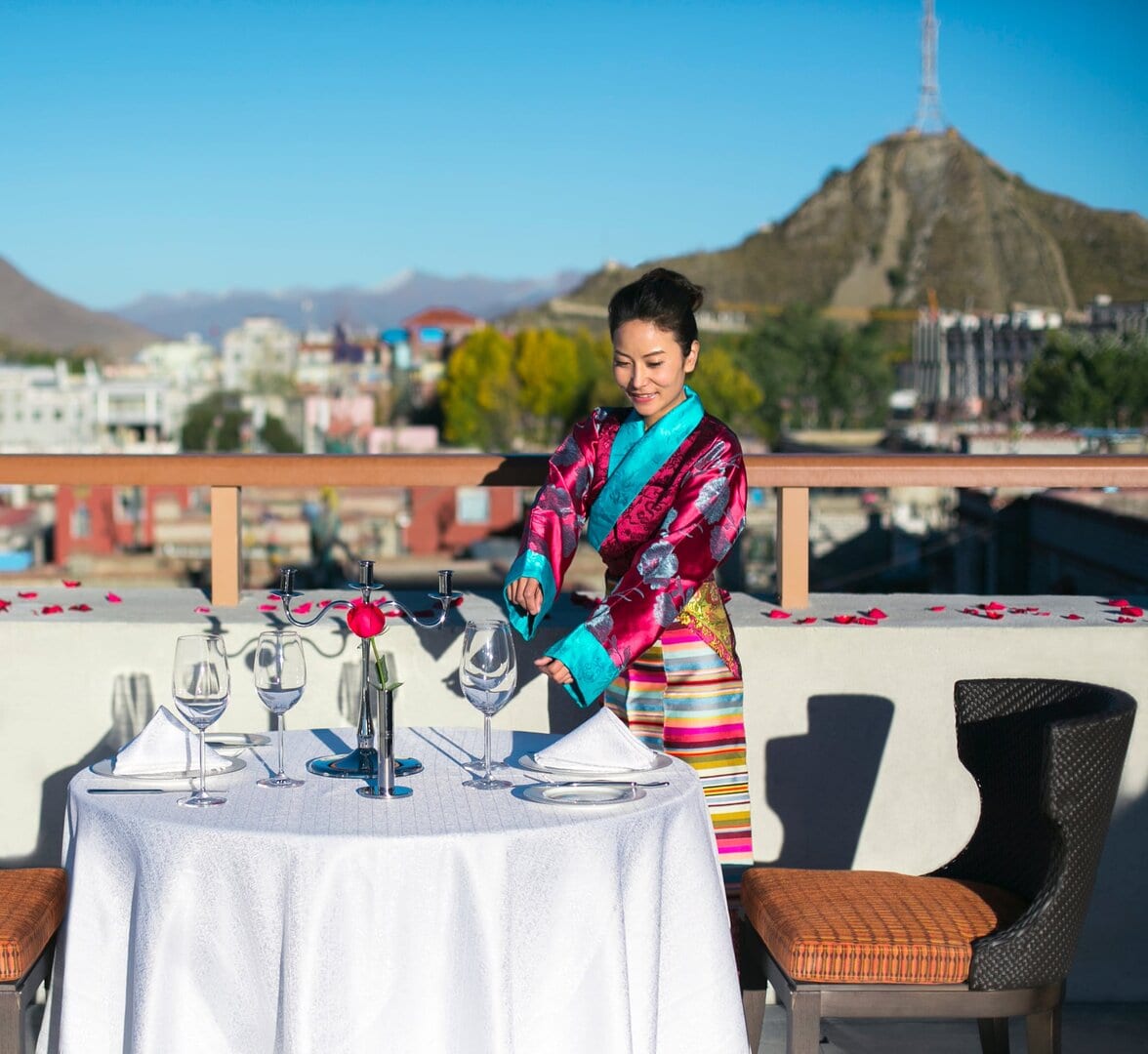 Shangri-La öppnar nytt spektakulärt hotell hotell i hjärtat av Himalaya