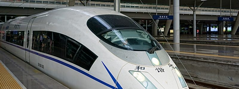 Business Class has tested the high-speed train in China