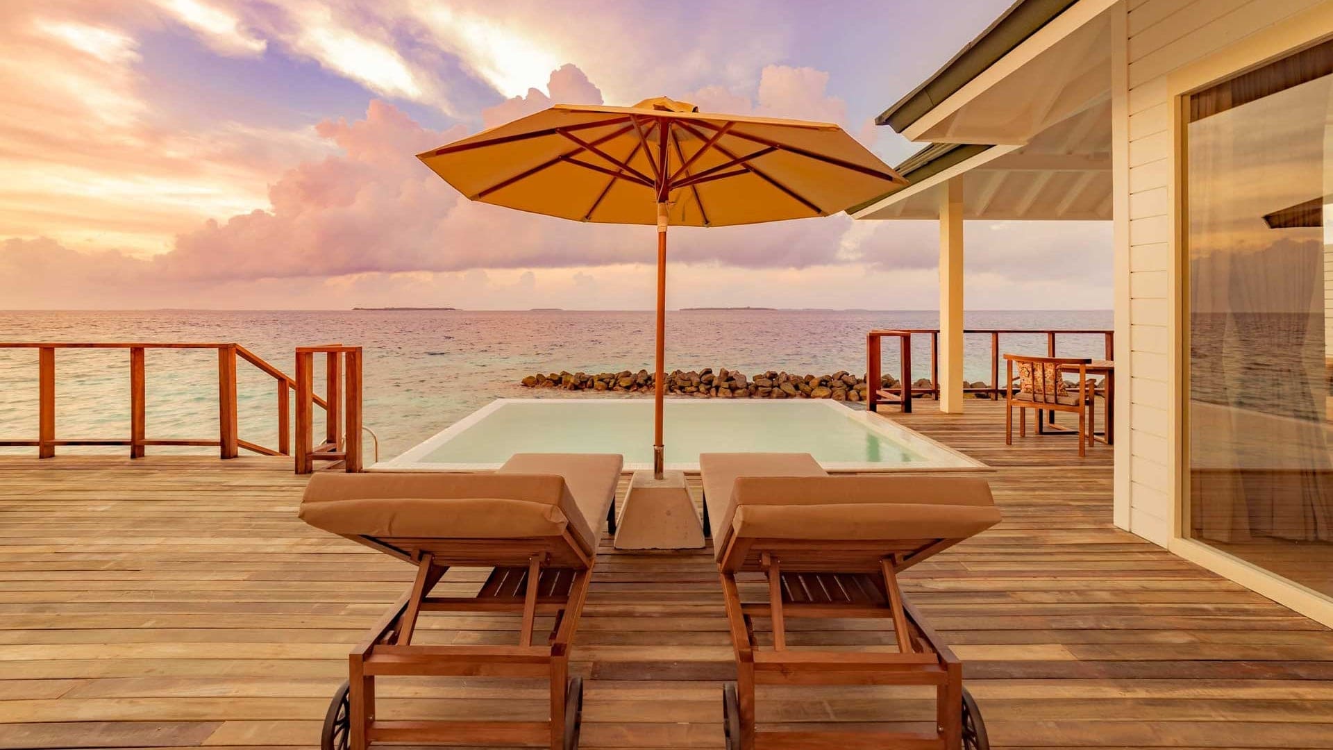 The Best Overwater Villas in Maldives - Siyam World: