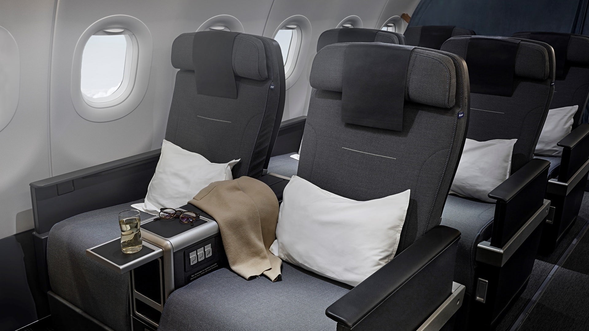 Airline review Cabin & Seat - SAS - 0