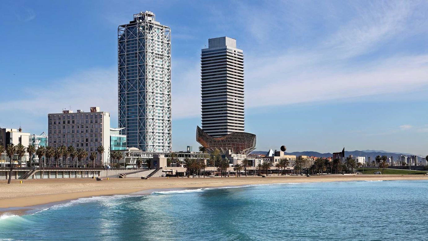 Deepen your knowledge of Catalan art at Hotel Arts Barcelona