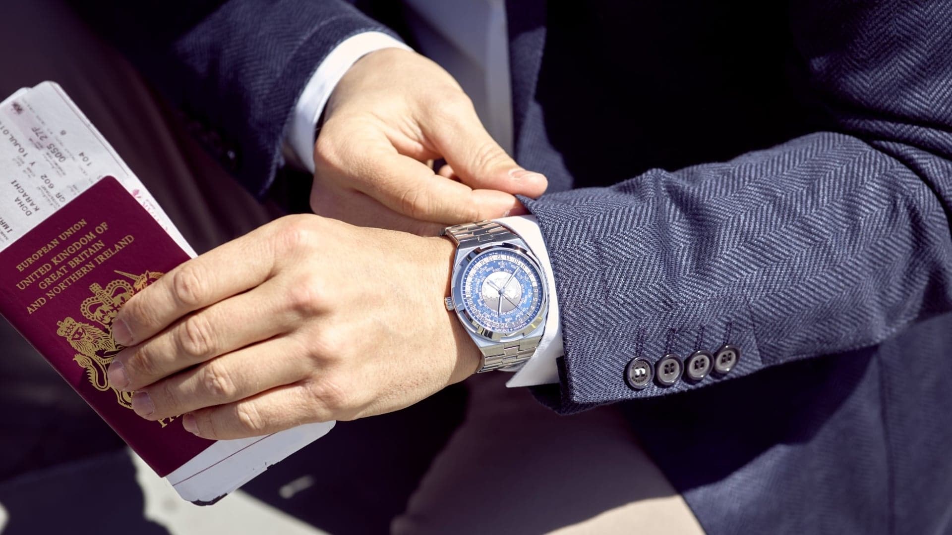 Lifestyle Articles - 10 Best Travel Watches - 1