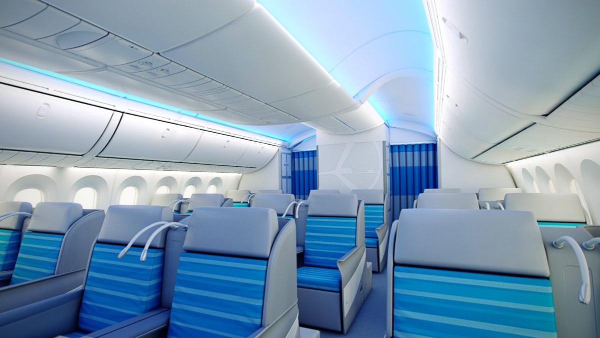 Airline review Cabin & Seat - LOT - Polish Airlines - 1