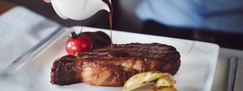 Cathay Pacific introducerar middagsservering som på restaurang i affärsklass