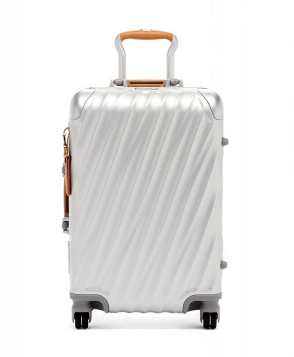 Aluminium, polycarbonate, or fabric? - 1