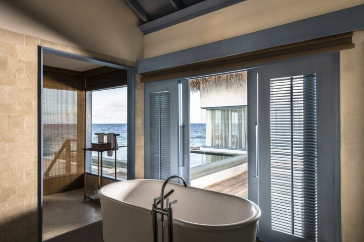 Raffles Maldives Meradhoo open overwater villas - 1