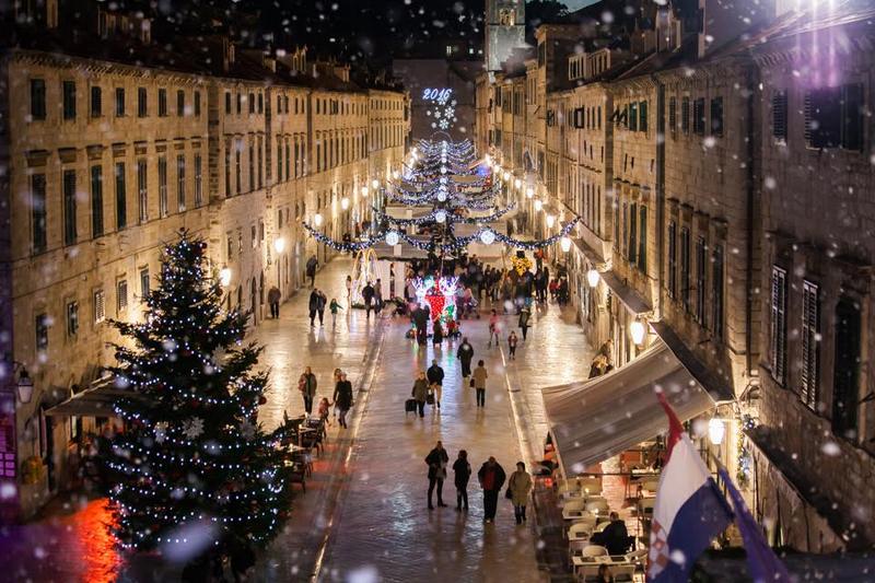 Top 10: Best Christmas Markets In Europe