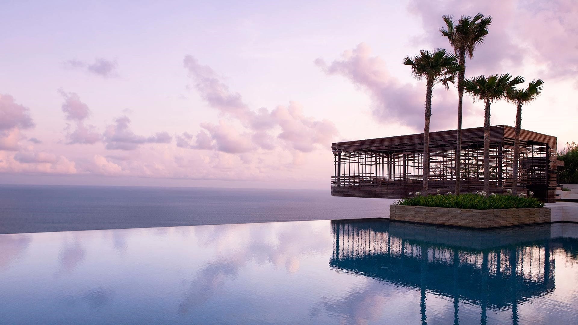 10 Of The Most Luxurious Eco-Friendly Hotels & Resorts