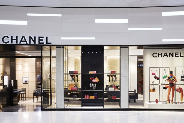 The world’s 10 best airports for luxury shopping - 10