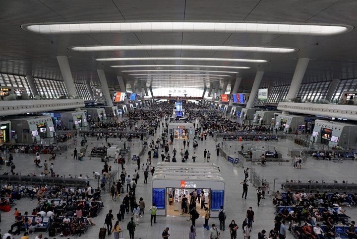 Business Class has tested the high-speed train in China - 2