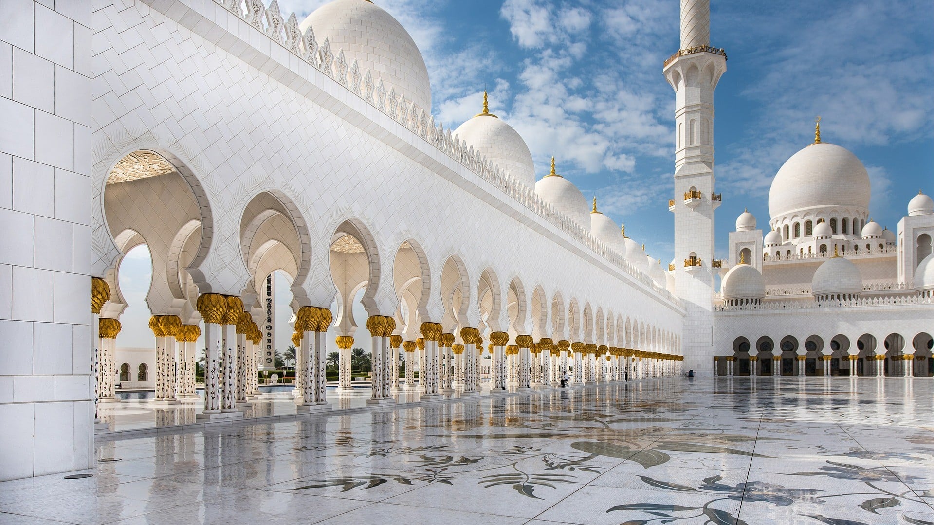 Abu Dhabi Travel Guide