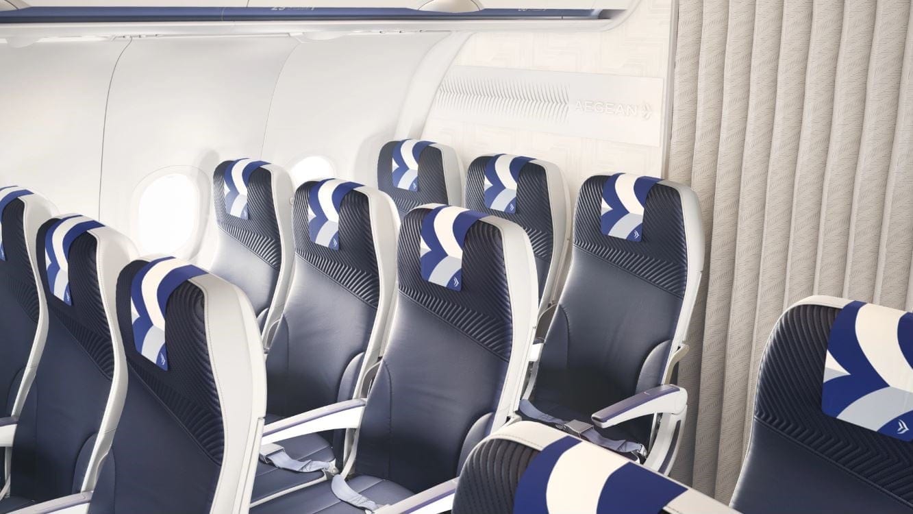 Airline review Cabin & Seat - Aegean Airlines - 2