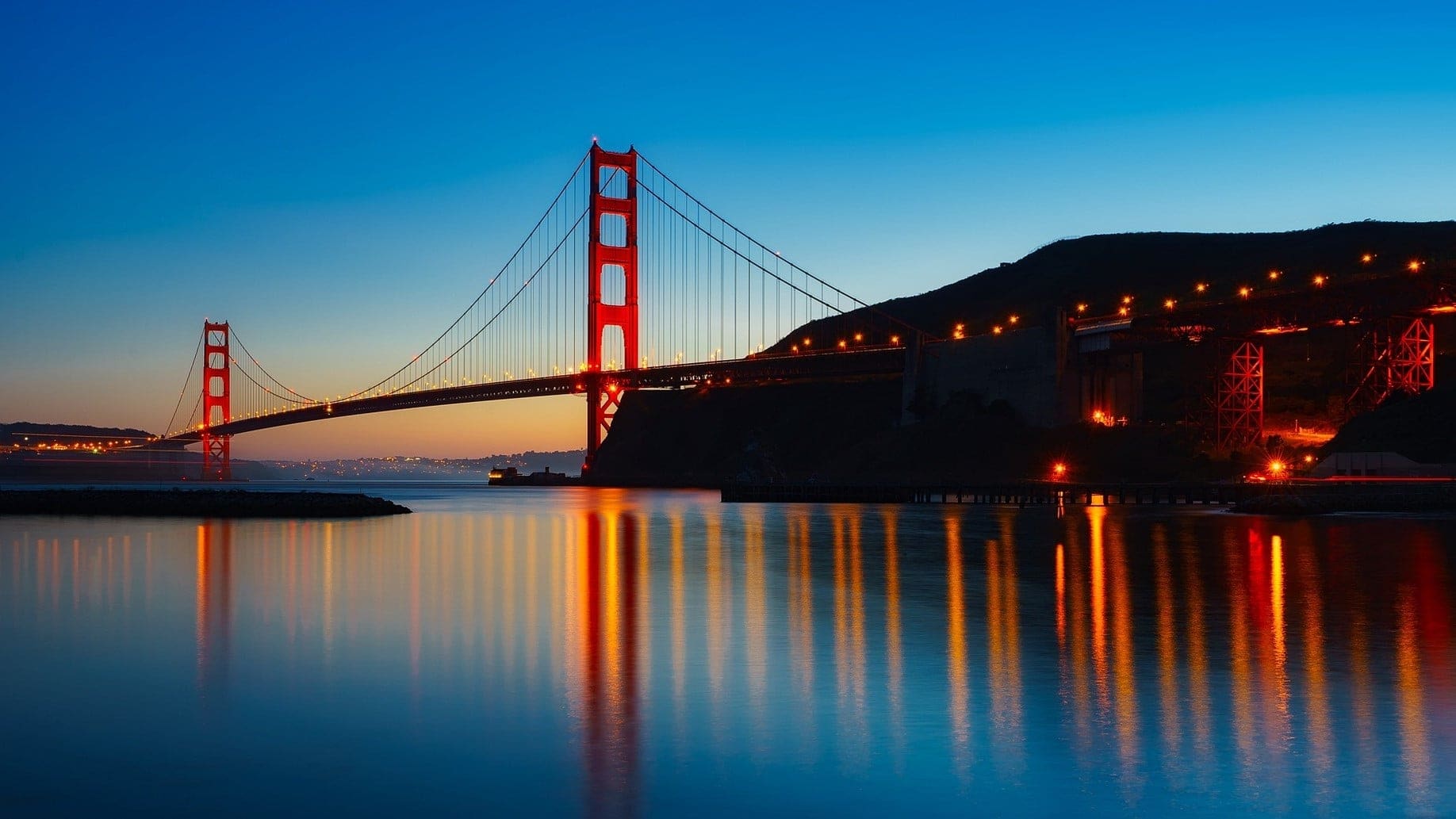 Lifestyle Toplists - 17 Bucket List Destinations - Wonders of the World!