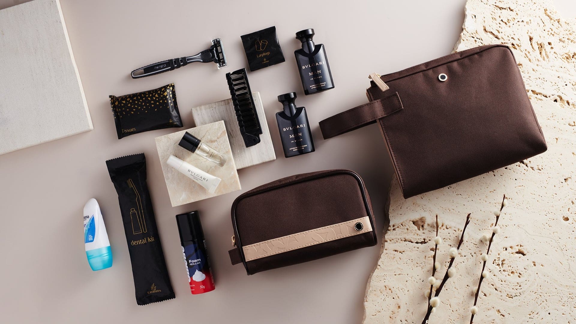 Airline review Amenities & Facilities - Emirates - 0