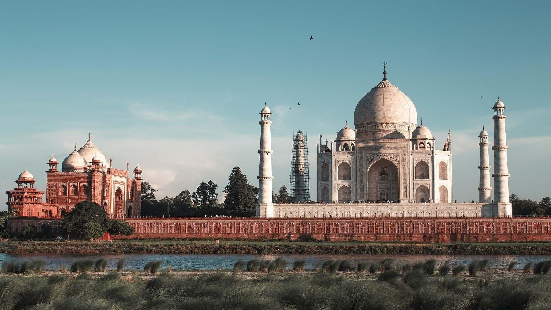 Lifestyle Toplists - 17 Bucket List Destinations - Wonders of the World!